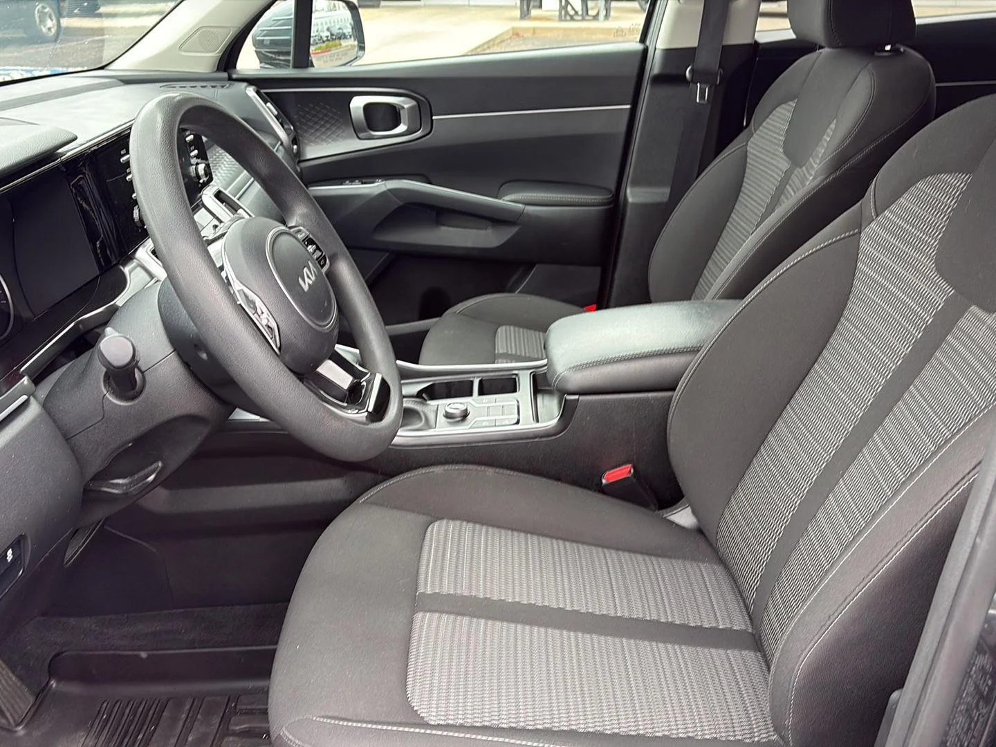 Used 2022 Gravity Gray Kia LX image 10