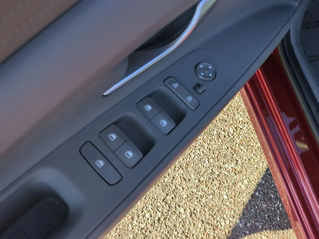 Used 2024 Red Hyundai SE image 6