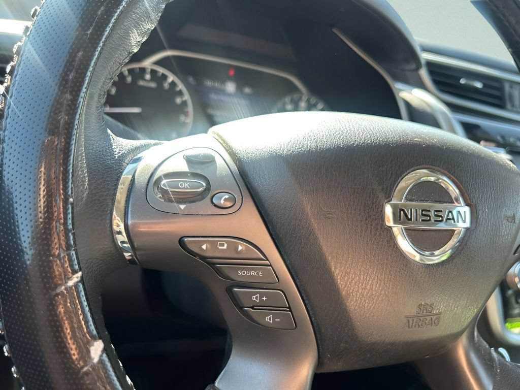 Used 2022 Gun Metallic Nissan SL image 25
