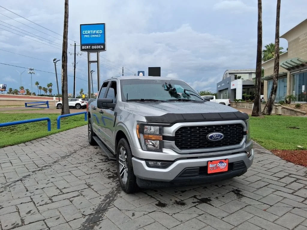 Used 2023  Ford XL image 1