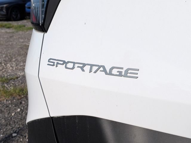 New 2026 Glacial White Pearl Kia LX image 13