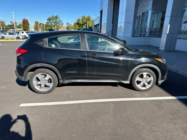 Used 2020  Honda LX image 4