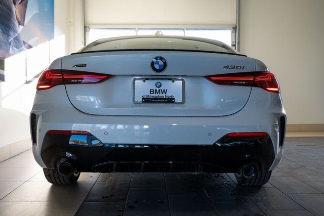 New 2026 Mineral White Metallic BMW 430i xDrive image 8