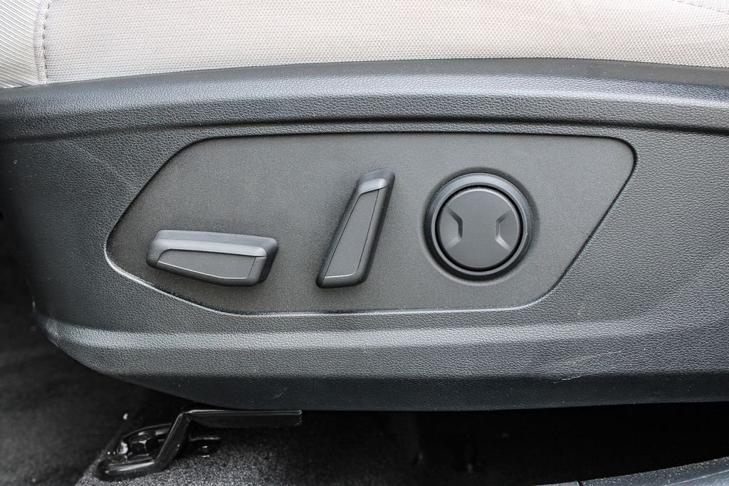 New 2026 Black Hyundai SEL image 23
