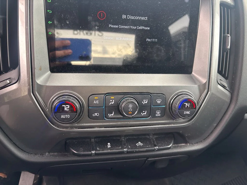 Used 2017 White Chevrolet LT image 31