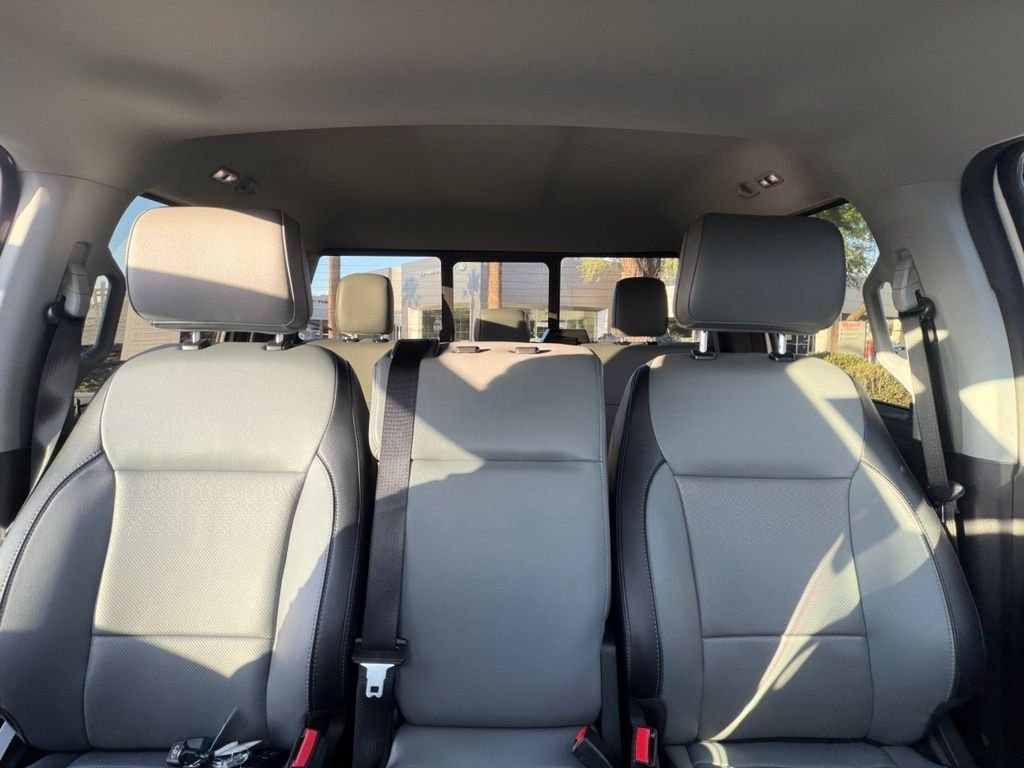 Used 2022 White Ford Lariat image 6