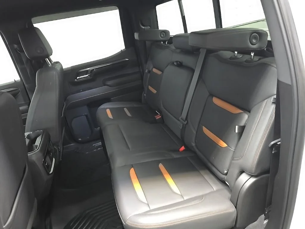 Used 2023 Summit White GMC AT4 image 32