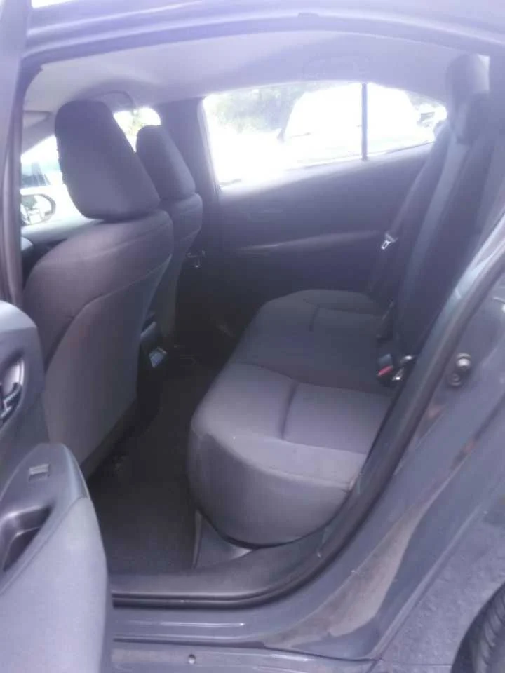 Used 2024  Toyota LE image 3