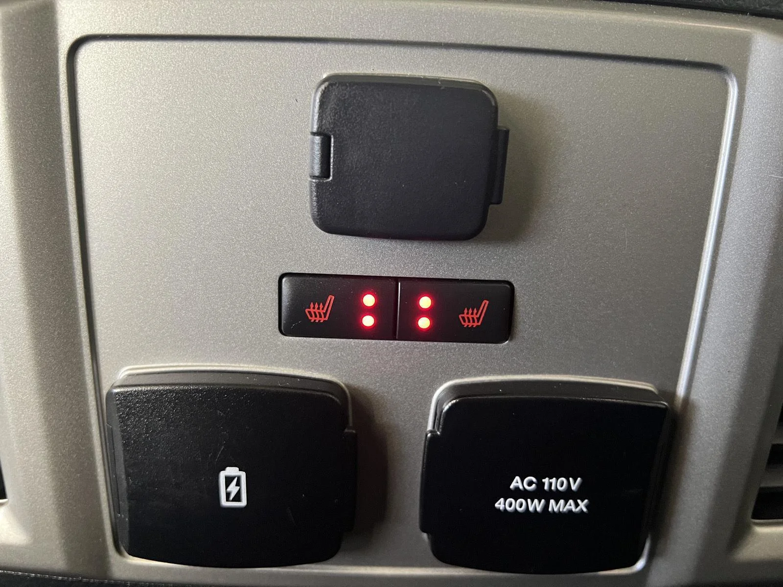 Used 2020 Agate Black Ford LARIAT image 29