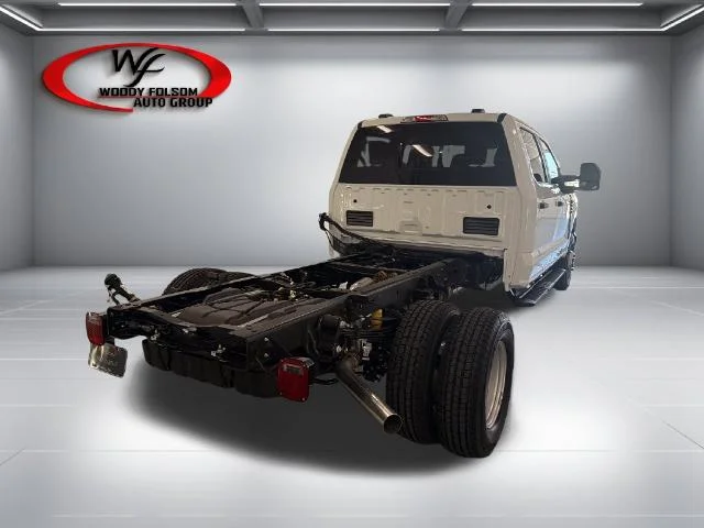 New 2027 Oxford White Ford F-350® XL image 22