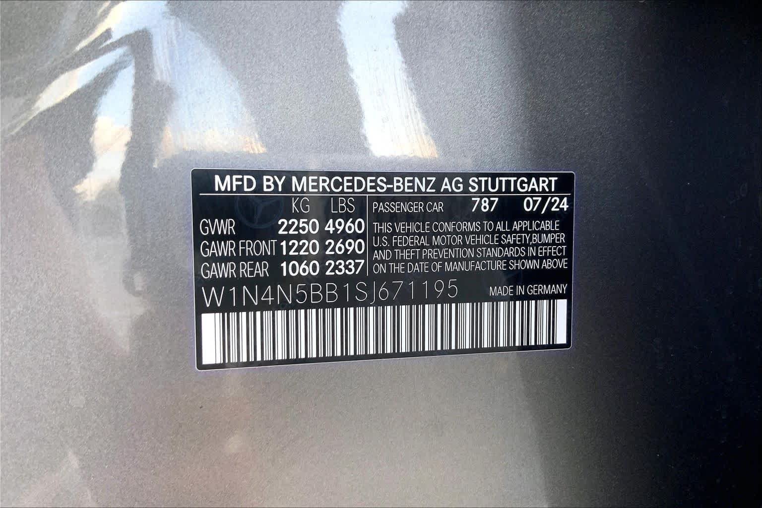 Used 2025 Mountain Grey Metallic Mercedes-Benz AMG® GLA 35 image 36