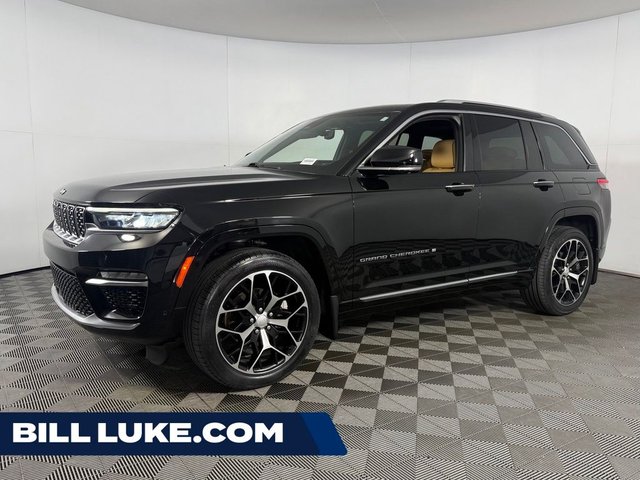 2022 Jeep Grand Cherokee Summit