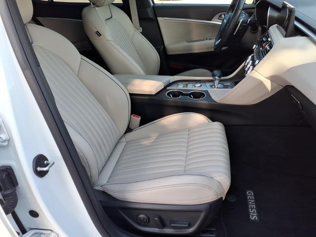 Used 2023 White Genesis 2.0T image 10