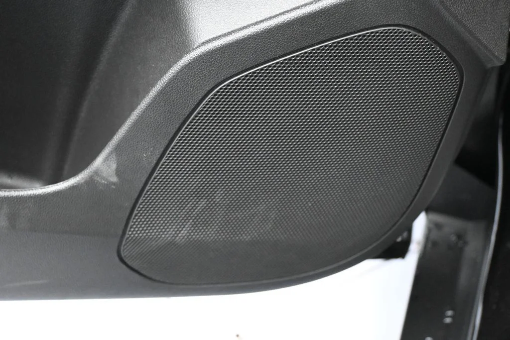 Used 2025 Mosaic Black Metallic Chevrolet LT image 12
