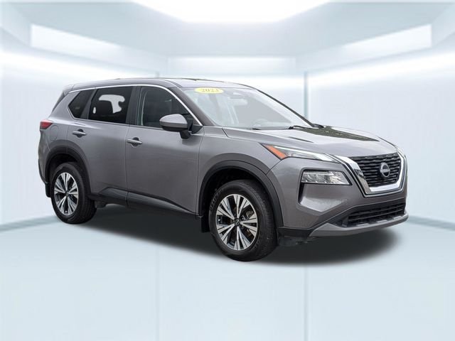Used 2023 Gray Nissan SV image 8
