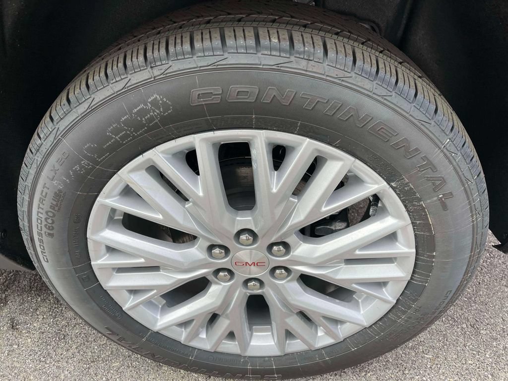 New 2026 Sterling Metallic GMC Elevation image 11