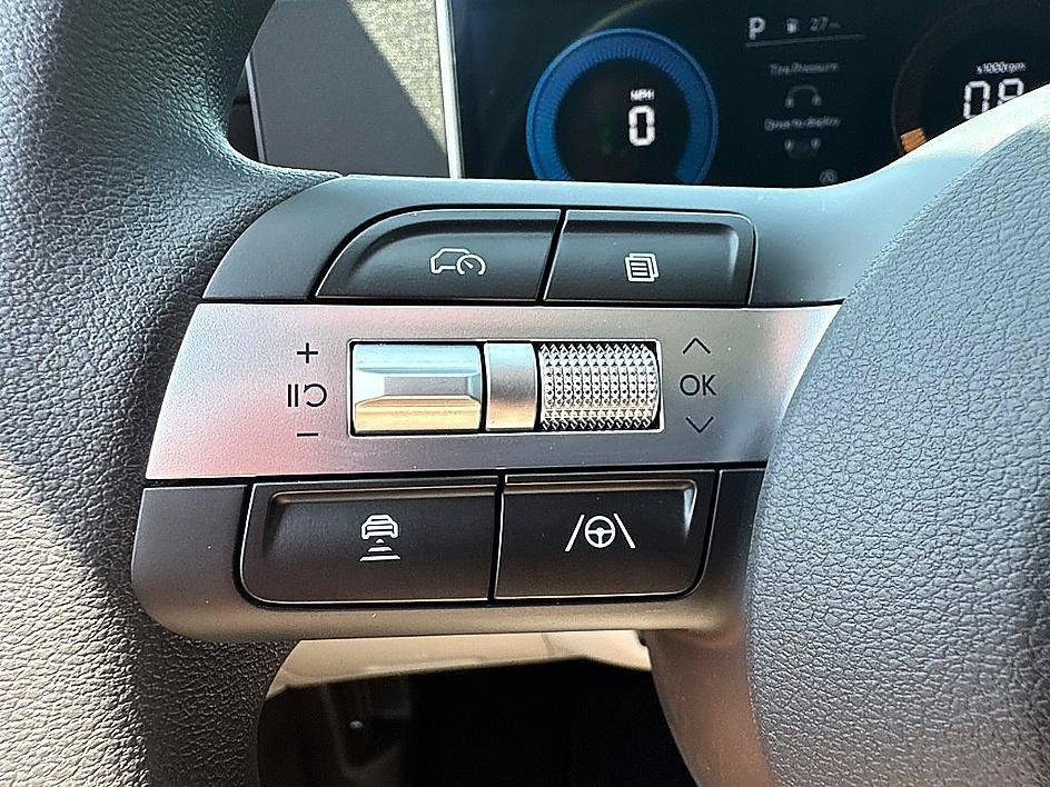 New 2026 Hampton Gray Hyundai SE FWD image 28