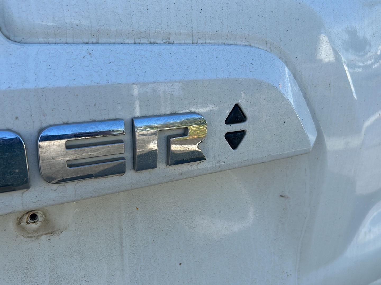 Used 2024 Ice Cap Toyota SR5 image 9