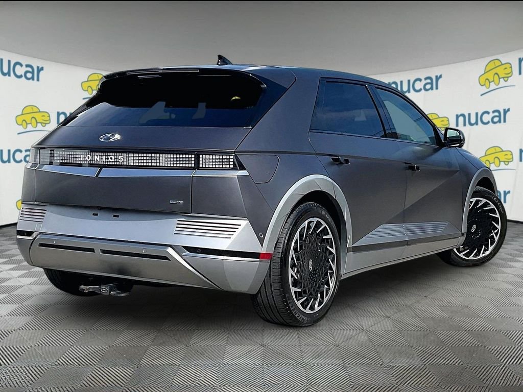 Used 2022 Gray Hyundai Limited image 6