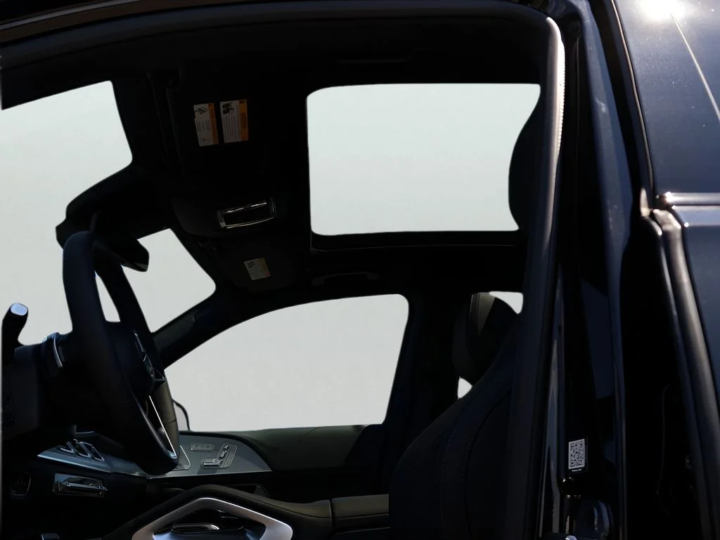 New 2026 Obsidian Black Metallic Mercedes-Benz GLE 350 image 38