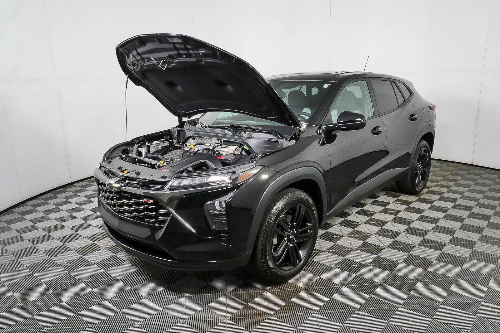 2025 Chevrolet Trax RS - Photo 30