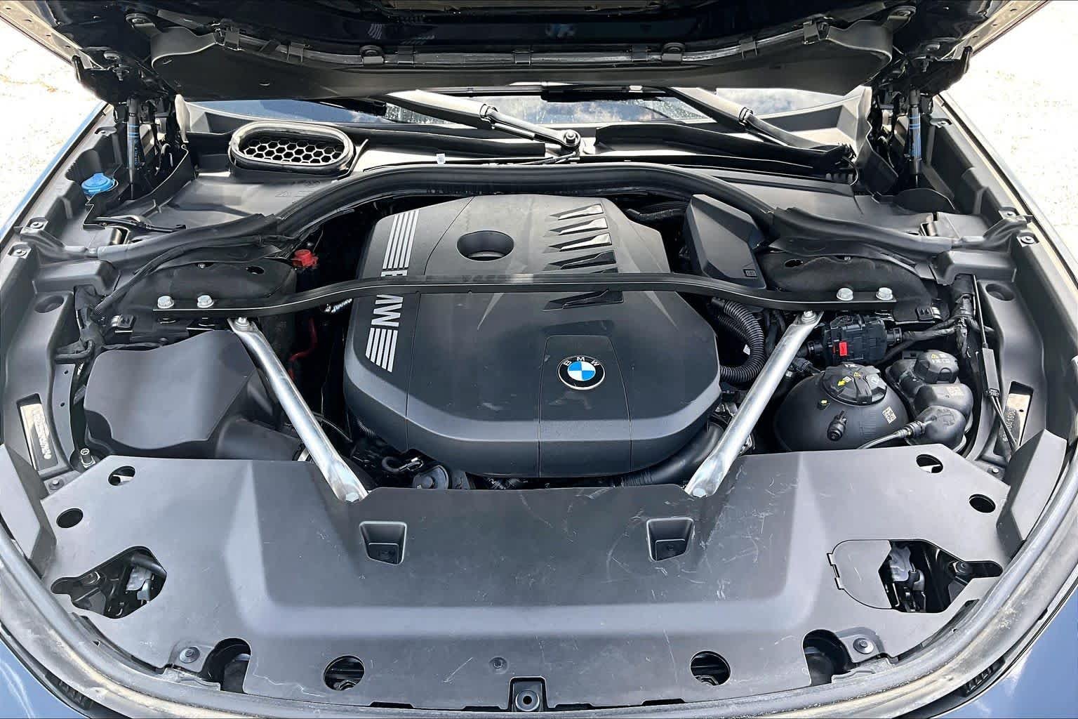 Used 2023 Black Sapphire Metallic BMW 740i image 32