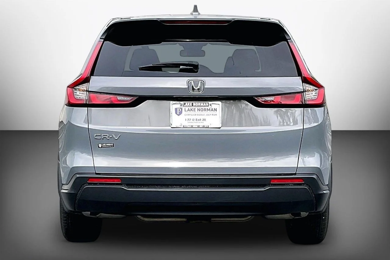 Certified Used 2025 Gray Honda EX image 7