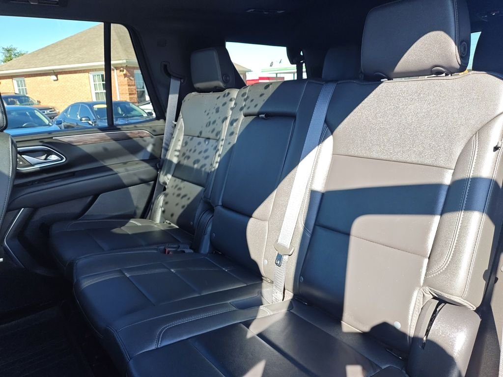 Used 2024 Black Chevrolet Z71 image 14