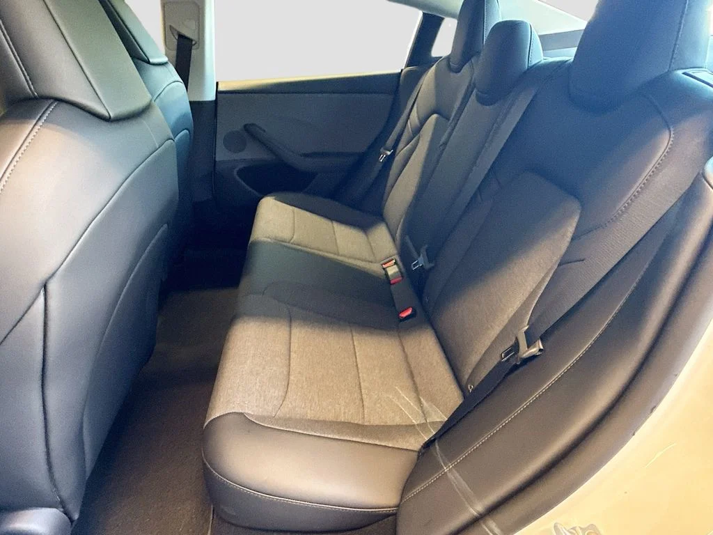 Used 2025  Tesla Standard image 15