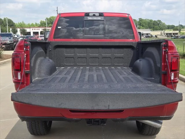 New 2026 Molten Red Pearl-Coat Exterior Paint RAM Laramie image 8