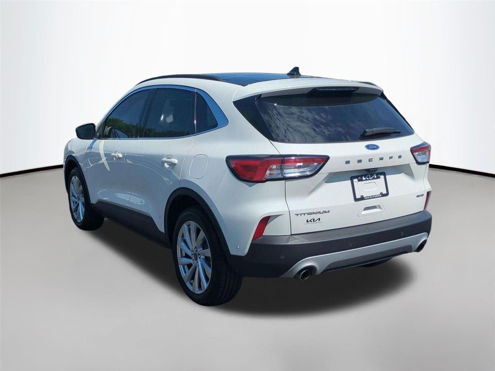 Used 2021 Star White Metallic Tri-Coat Ford Titanium image 4