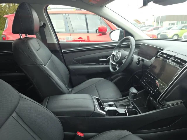 Used 2024 Blue Hyundai SEL image 4