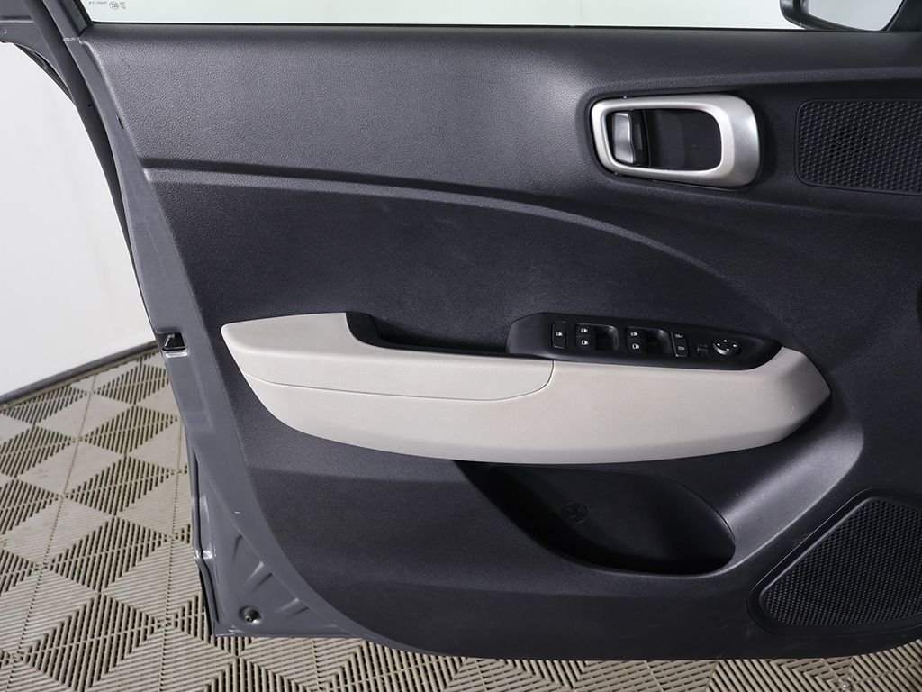 2026 Hyundai Venue SEL - Photo 19