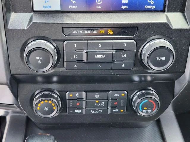 Used 2020 Red Ford XLT image 26