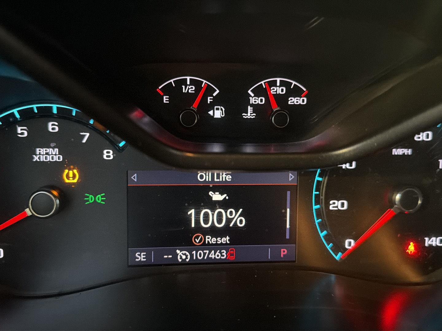Used 2021 Satin Steel Metallic GMC 4WD AT4 w/Leather image 24