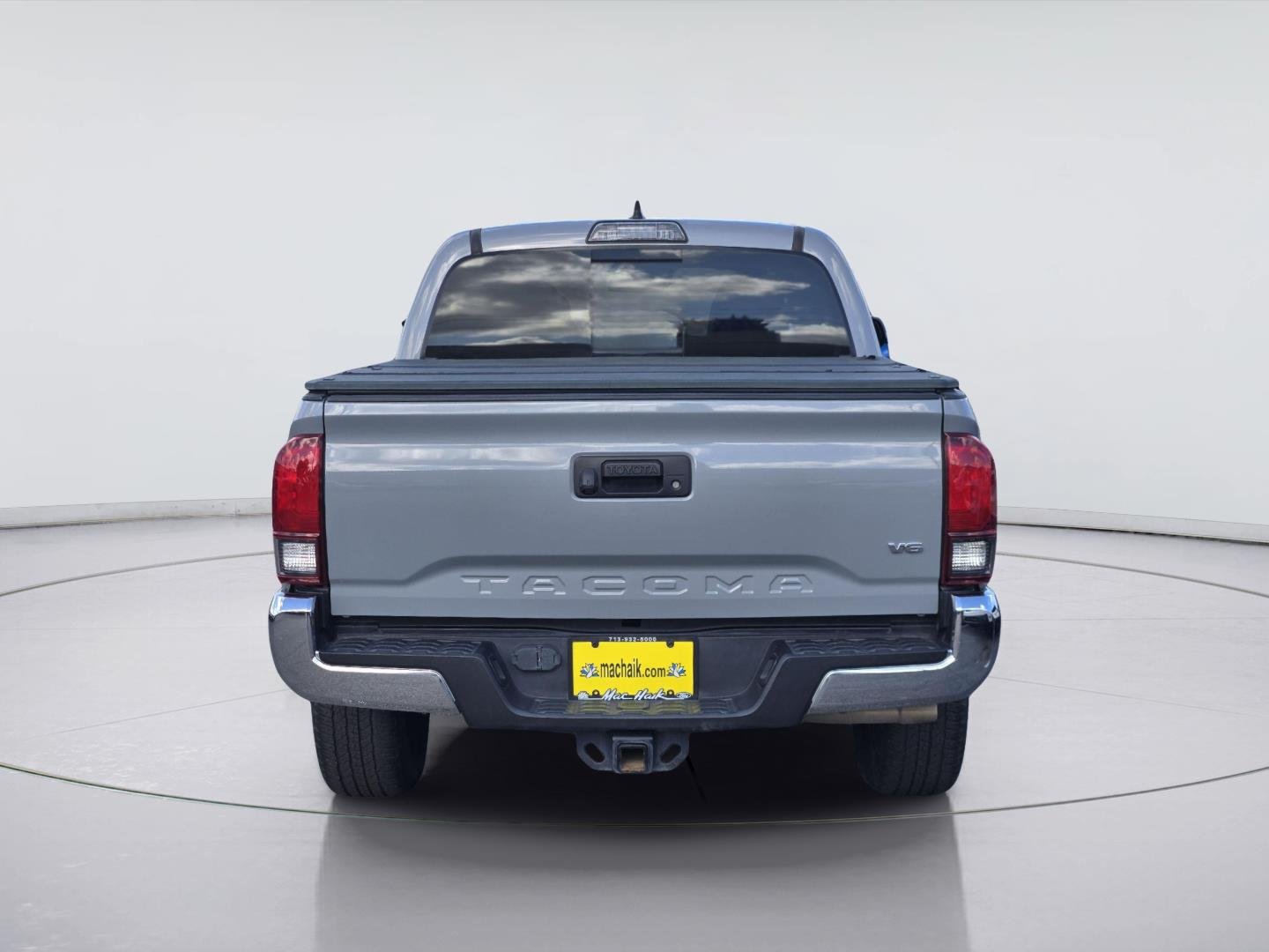 Used 2019 Cement Toyota TRD Off Road image 7
