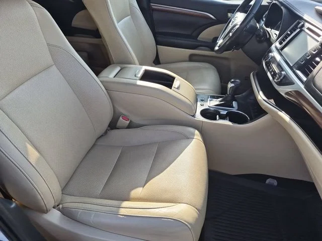 Used 2019 White Toyota Limited Platinum image 37