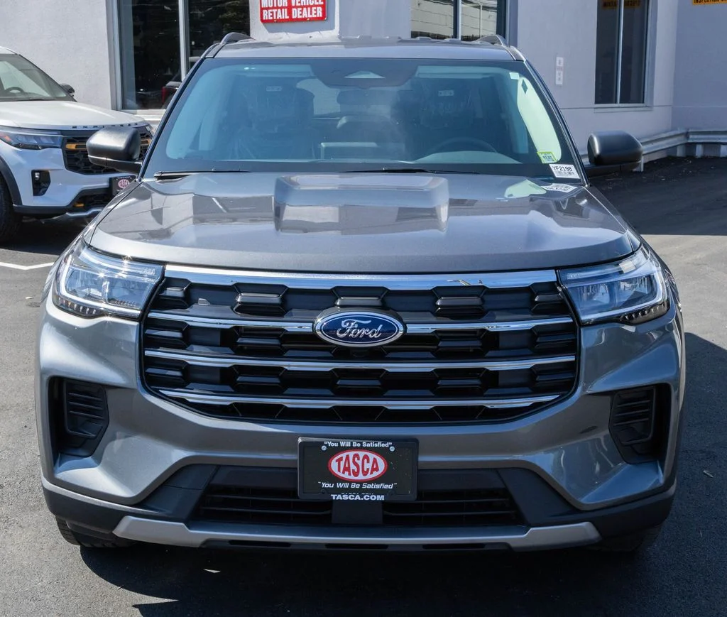 New 2026 Gray Ford Active image 9