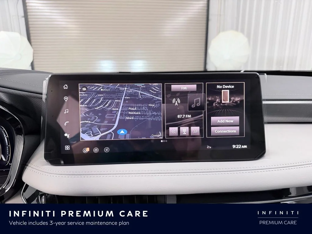 New 2026 RADIANT WHITE INFINITI Luxe FWD image 18