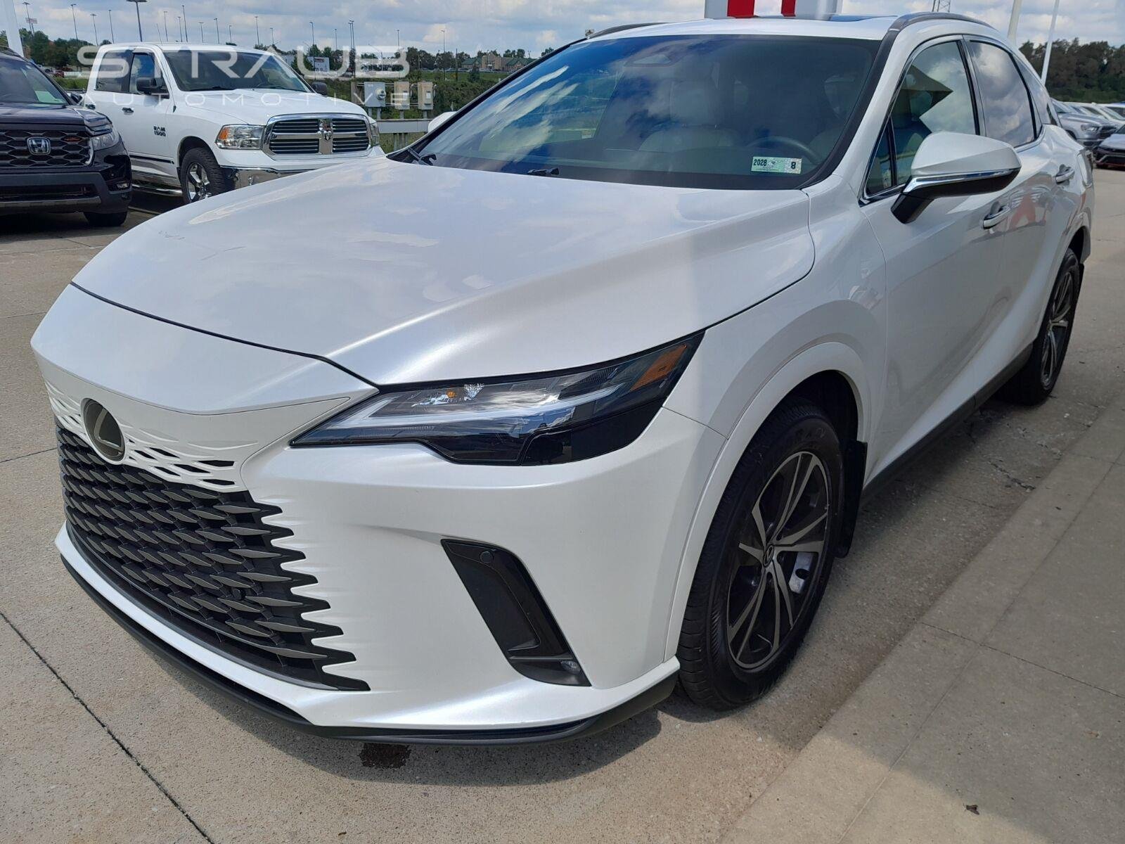 Used 2025 Eminent White Pearl Lexus RX 350 Premium image 5