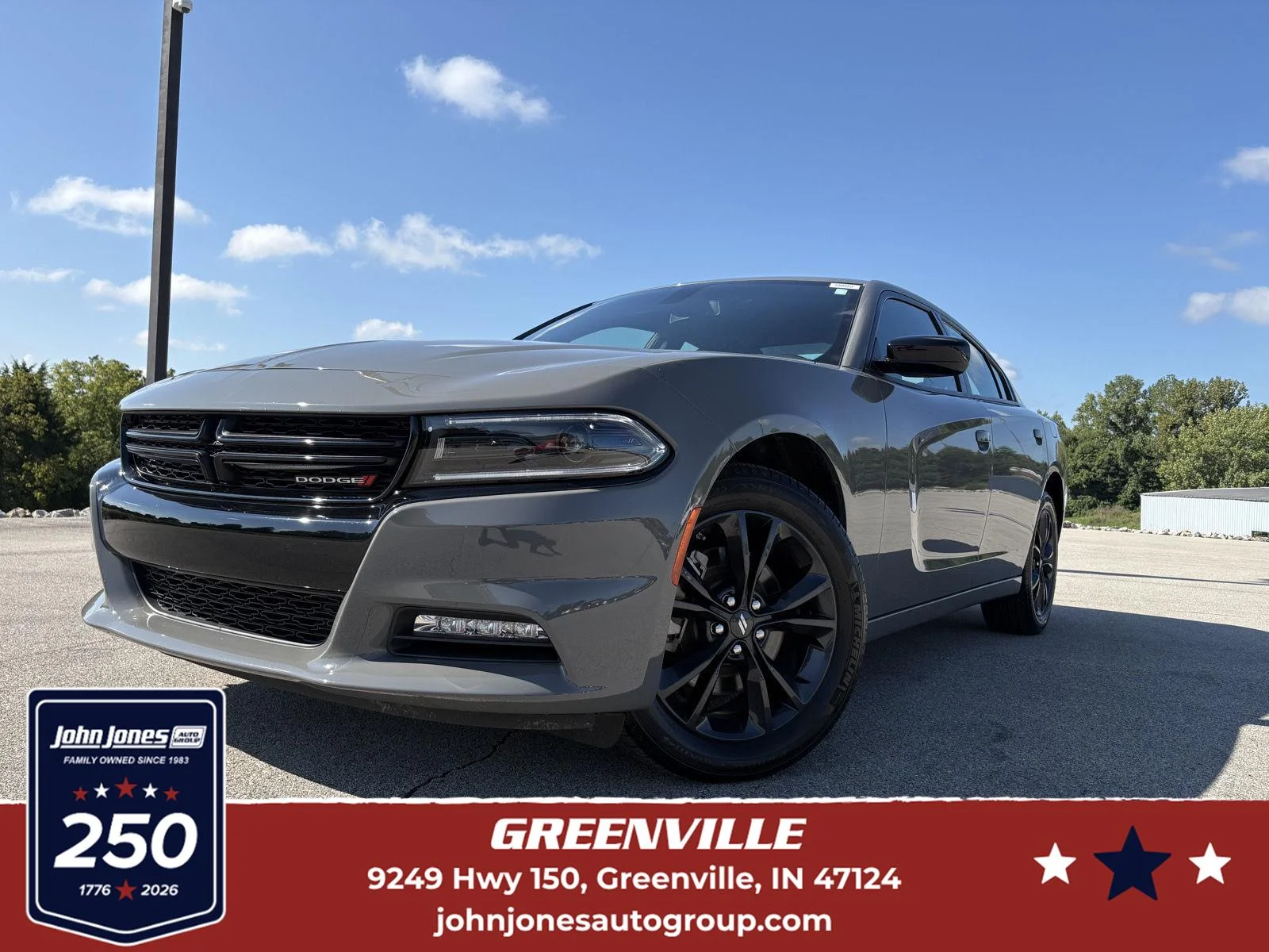 Used 2023 Destroyer Gray Clearcoat Dodge SXT image 1