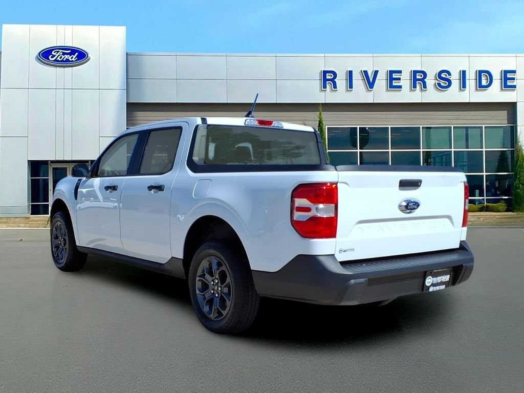Used 2024 Oxford White Ford XLT image 5