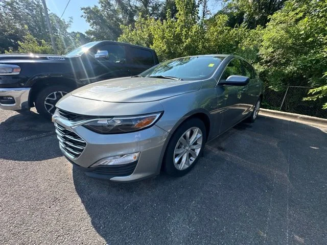 Used 2024 Gray Chevrolet LT image 3