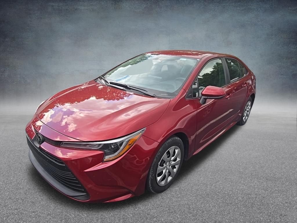 Used 2025 Pearl Toyota LE image 3