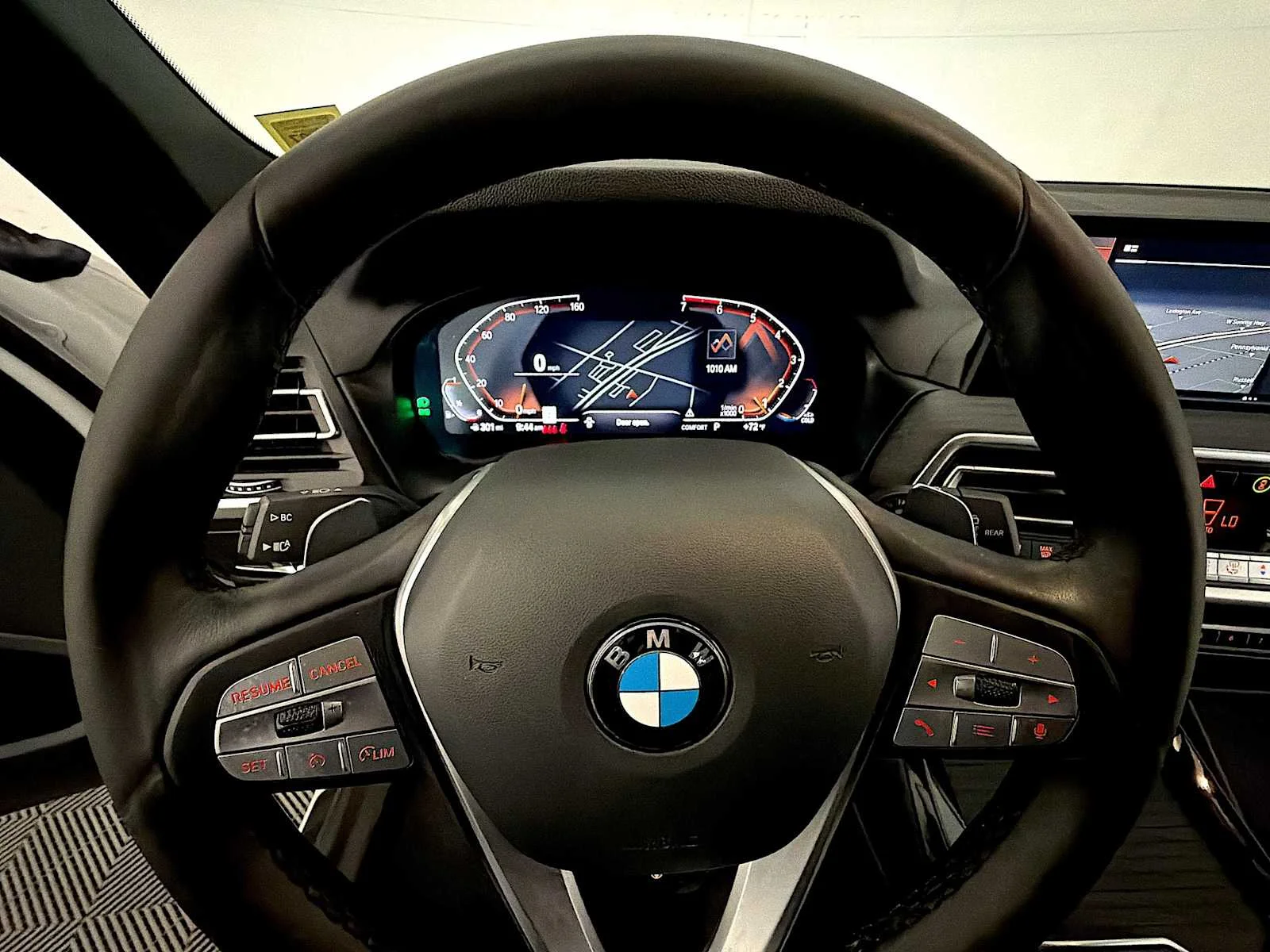 Used 2023 Alpine White BMW xDrive30i image 13