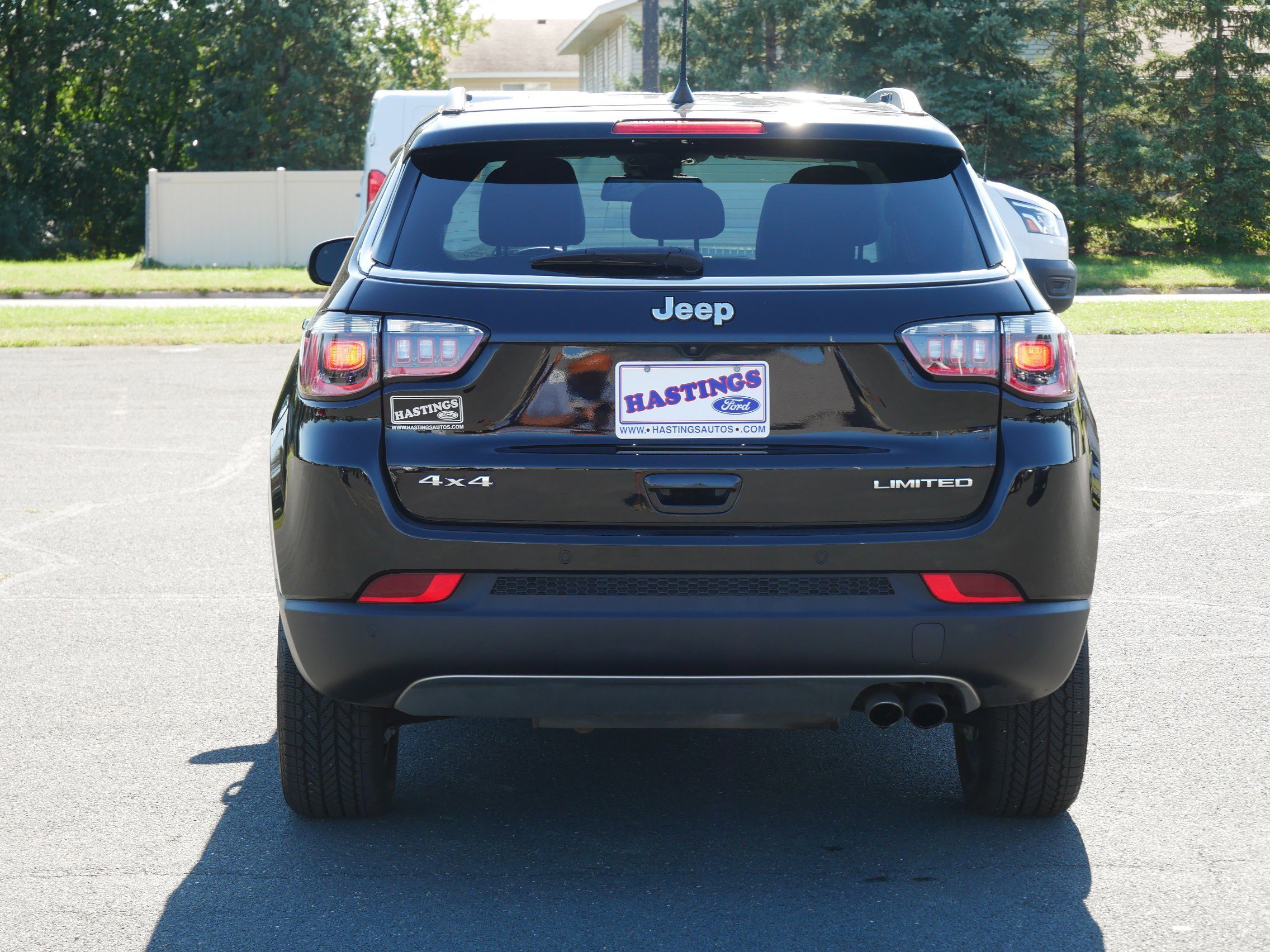 2022 Jeep Compass Limited photo 3