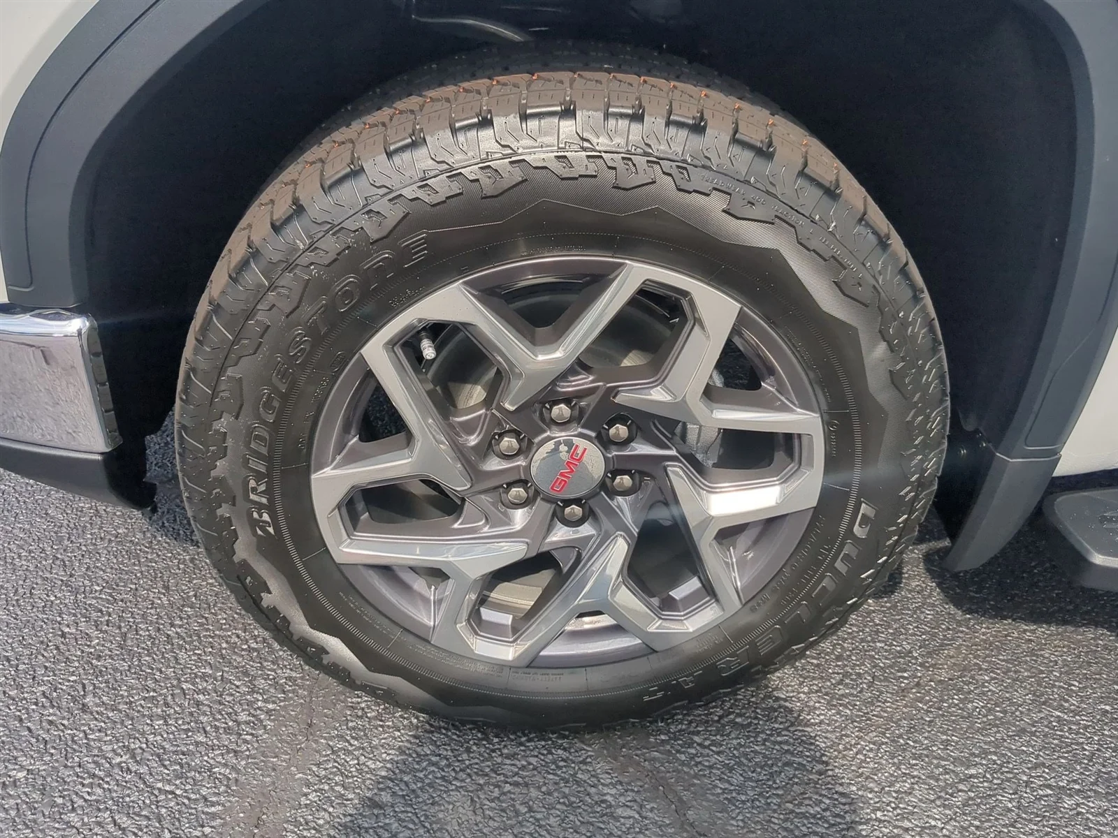New 2026 Summit White GMC SLT image 57