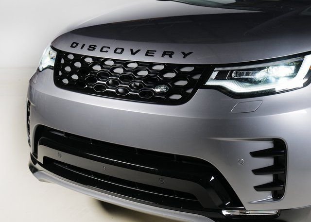 New 2026 Eiger Grey Land Rover Dynamic SE image 29