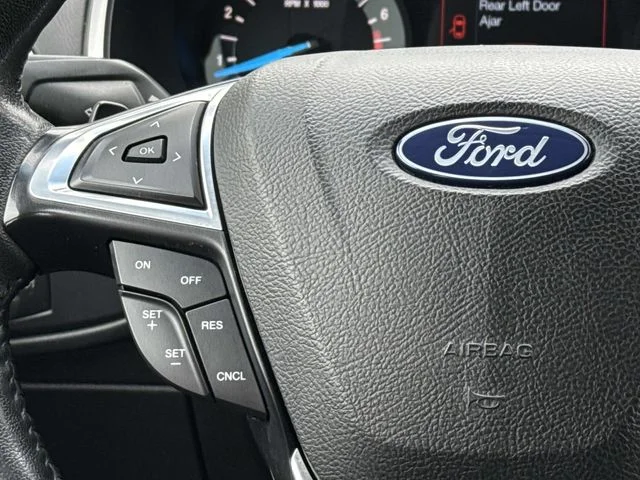 Used 2018 Black Ford SEL image 21