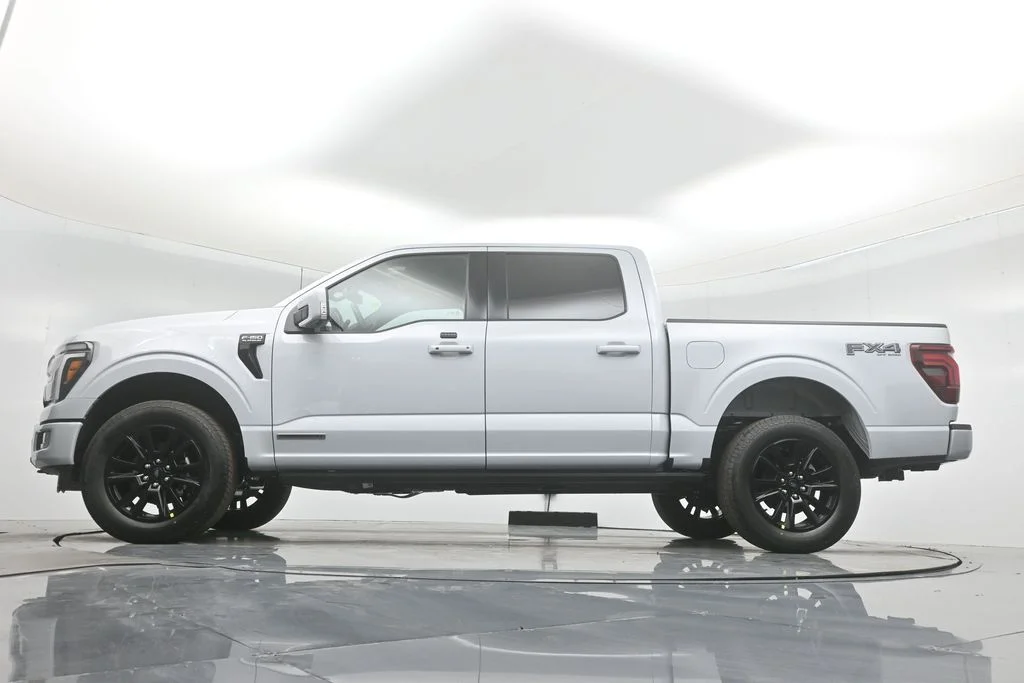 2025 Ford F-150 Platinum - Photo 7